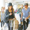 Les jeunes mariés Ian Somerhalder et Nikki Reed arrivent à l'aéroport de LAX à Los Angeles pour prendre l'avion pour Nice, le 19 mai 2015  
