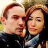 Jonathan Rhys-Meyers et sa fiancée Mara Lane. Une photo rassurante de l'acteur une semaine après sa rechute et la publication de photos le montrant ivre. Mai 2015.