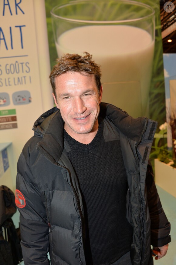 Benjamin Castaldi sur le plateau de la radio Europe 1 au salon international de l'Agriculture à Paris, le 25 février 2015.