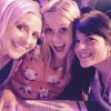Reese Witherspoon et ses amies Sarah Michelle Gellar et Selma Blair se retrouvent pour assiser à la comédie musicale inspirée de leur film Sexe Intention, le 29 mai 2015.