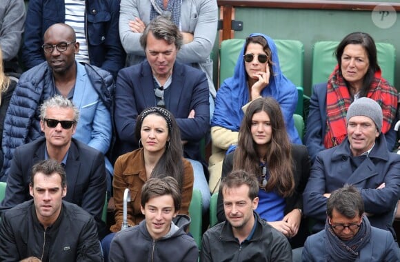Lucien Jean-Baptiste, Isabelle Gelinas et son compagnon, David Brécourt et sa compagne Alexandra, Philippe Caroit et sa fille Blanche - People à Roland-Garros à Paris le 31 mai 2015.