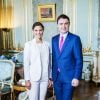 La princesse Victoria de Suède, avec le prince Daniel, recevait en audience le 27 mai 2015 le Premier ministre estonien Taavi Roivas, sa femme la chanteuse Luisa Värk et leur fille Miina au palais royal à Stockholm.