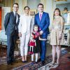 La princesse Victoria de Suède, avec le prince Daniel, recevait en audience le 27 mai 2015 le Premier ministre estonien Taavi Roivas, sa femme la chanteuse Luisa Värk et leur fille Miina au palais royal à Stockholm.