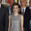 La reine Letizia d'Espagne visitait avec le roi Felipe l'Institut Cervantes de Paris et sa bibliothèque le 4 juin 2015, au dernier jour de leur visite d'Etat en France.