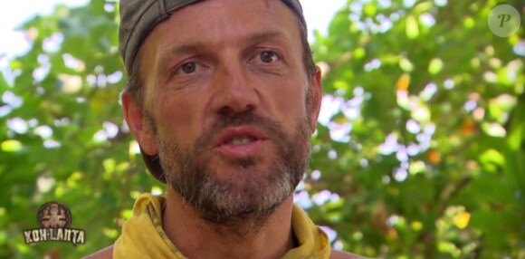 Marc dans Koh-Lanta 2015 sur TF1, le vendredi 5 juin 2015. Le candidat vient de pousser un sacré coup de gueule.