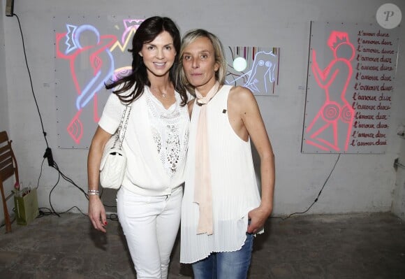 Exclusif - Valeria Attinelli et Caroline Barclay - Inauguration de l'exposition "H Tag Love Market" au Garage Lubeck à Paris, le 4 juin 2015.