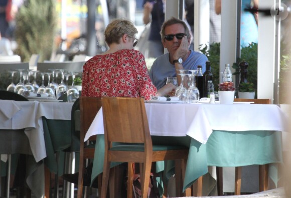 Exclusif - Hugh Laurie et Elizabeth Debicki - Tournage de la série "The night manager" à Majorque en Espagne le 5 juin 2015. 