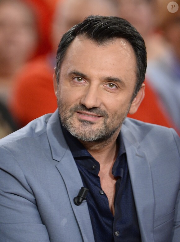 Frédéric Lopez - Enregistrement de l'émission Vivement Dimanche à Paris le 26 novembre 2014.