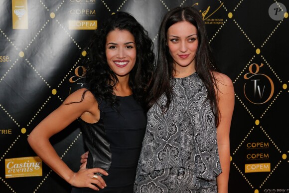 Sabrina Ouazani, Léa Castel - Photocall "Prix Gold de la TNT 2015" au théâtre Bobino à Paris, le 9 juin 2015
