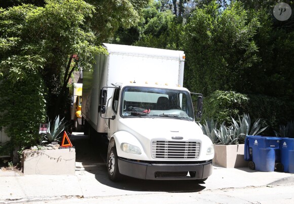 Exclusif - Des camions de déménagement ont été vus devant le domicile de Nicole Richie et de Joel Madden et depuis quelques jours des rumeurs à propos d' une séparation entre Nicole et Joel circulent partout sur le net Le 08 mai 2015 