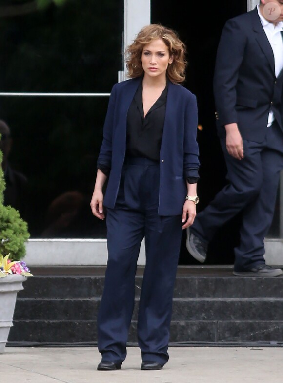 Jennifer Lopez sur le tournage du film " Shades of blue " à New York Le 05 Juin 2015