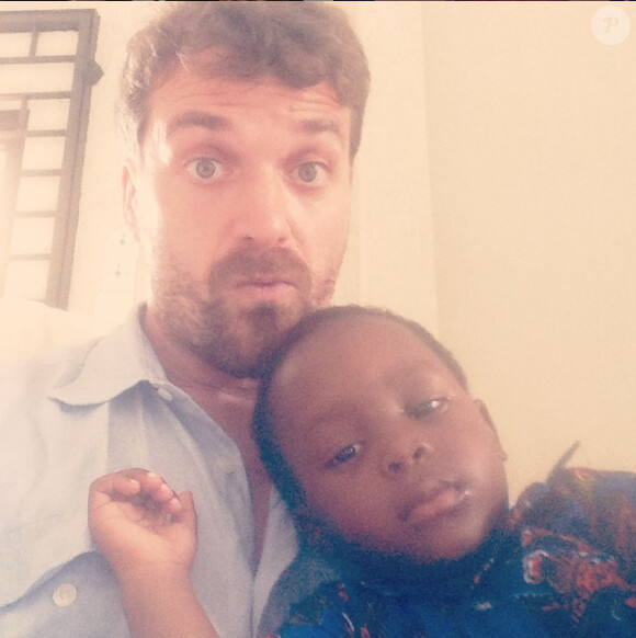 Simone Fulciniti, le mari d'Isabelle Yacoubou et leur fils - photo publiée sur le compte Instagram de la joueuse le 19 mars 2015