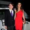 Elizabeth Hurley, Patrick Cox et Damian à l'hôtel Mandarin à Londres, le 24 mars 2015