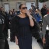 La chanteuse Mariah Carey quitte son hotel parisien le 9 juin 2015. 