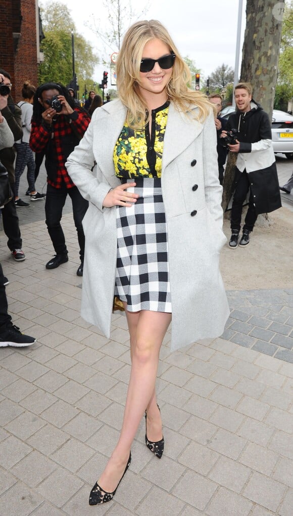 Kate Upton arrive au Vogue Festival à Londres, le 26 avril 2015.