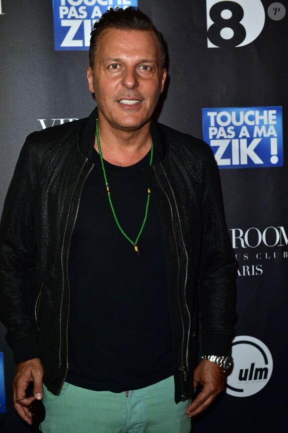 Jean-Roch, lors du showcase à l'occasion de la sortie du disque TPMZ - Touche pas à ma Zik au VIP Room à Paris, le 12 juin 2015.