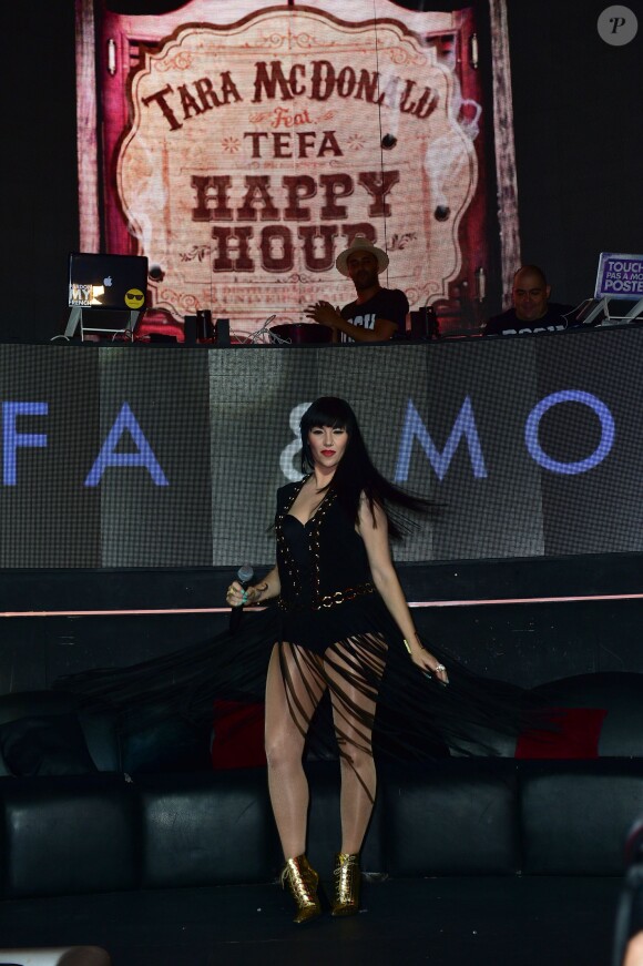 Tara McDonalds, lors du showcase à l'occasion de la sortie du disque TPMZ - Touche Pas à ma Zik au VIP Room à Paris, le 12 juin 2015.