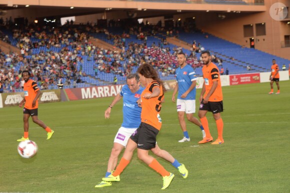 Elie Semoun et Nawell Madani lors du Charity Football Game au Grand Stade de Marrakech, le 14 juin 2015