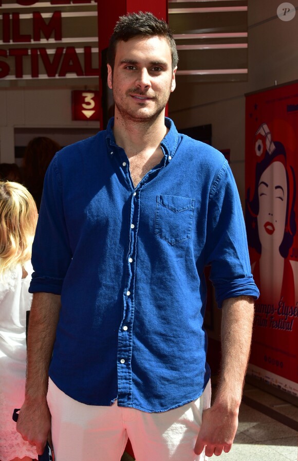 Le réalisateur Andrew Renzi arrive au cinéma Lincoln pour presenter son film "Franny' lors du 4e Champs Elysées Film Festival à Paris le 13 juin 2015