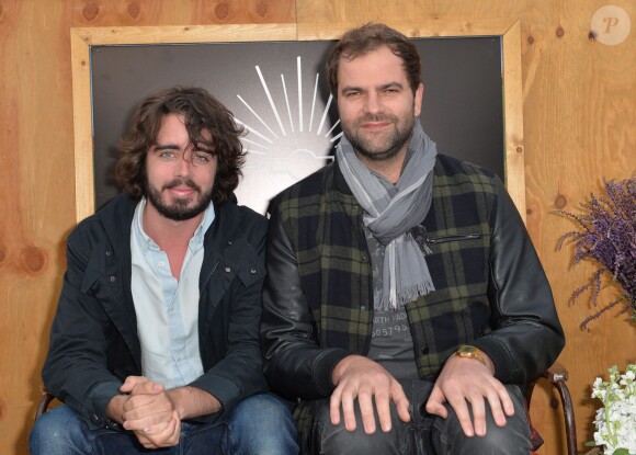Eric Metzger et Quentin Margot (Le Petit Journal), lors de l'ouverture de la Terrazza Martini, à Paris, le 18 juin 2015.