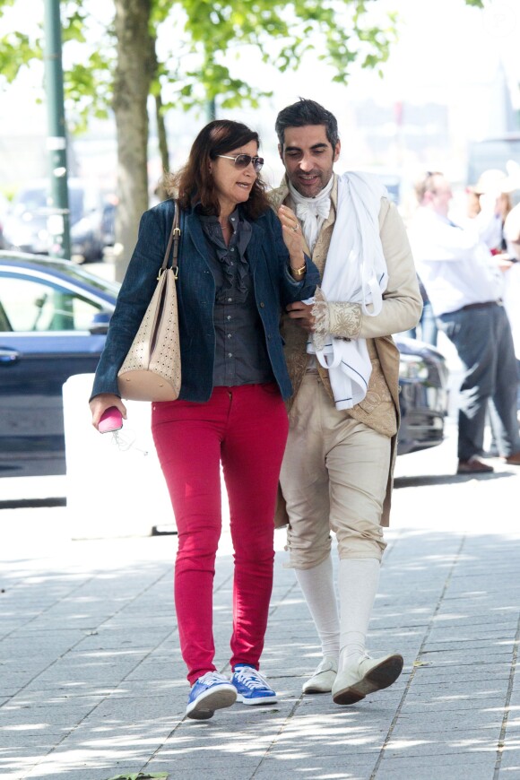 Exclusif - Ary Abittan - Tournage du film "Les Visiteurs 3" à Bruxelles le 10 juin 2015