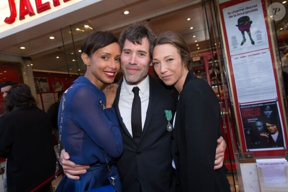 Exclusif - Sonia Rolland, son compagnon Jalil Lespert et Laura Smet - Jalil Lespert est décoré Chevalier dans l'Ordre des Arts et des Lettres par Yannick Bolloré lors d'une cérémonie organisée au cinéma Mac Mahon à Paris, le 9 juin 2015.