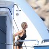 Paris Hilton dans les Baléares au large de Formentera le 9 juin 2015.