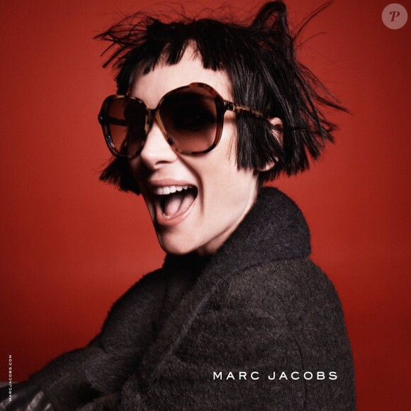 Winona Ryder sur la campagne publicitaire Marc Jacobs automne-hiver 2015-2016. Photo par David Sims.