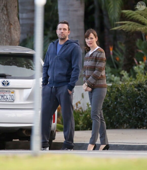 Ben Affleck et sa femme Jennifer Garner sont allés prendre des boissons à emporter à Los Angeles, le 8 janvier 2015. 