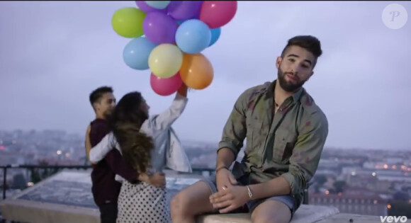 Kendji Girac dans son clip Cool.