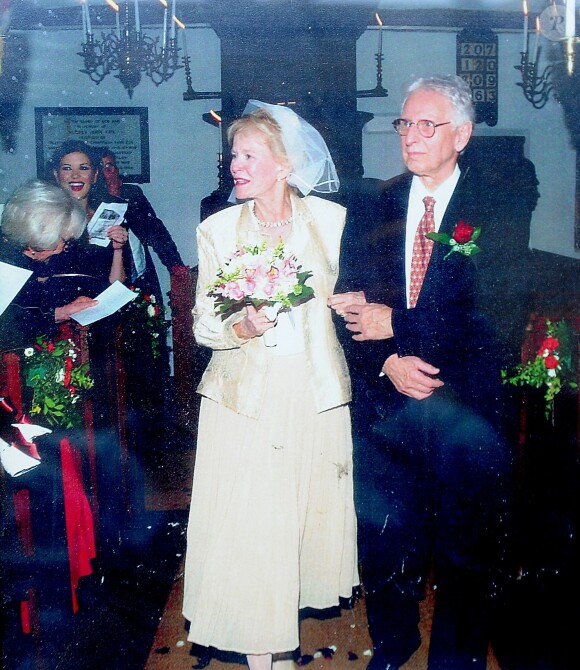 Exclusif - Diana Dill , la mère de Michael Douglas, partage ses photos souvenirs de la jeunesse de l'acteur.