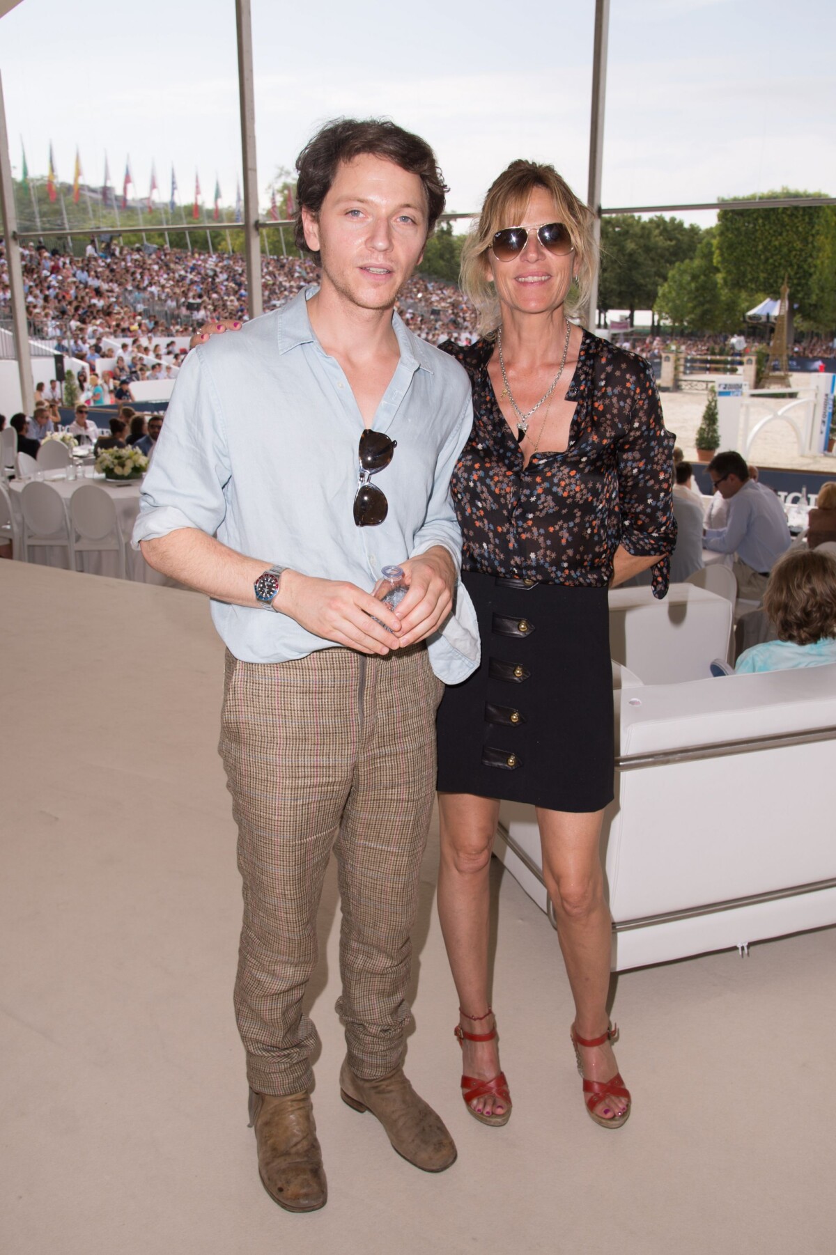 Photo Exclusif Raphaël et Virginie CoupérieEiffel