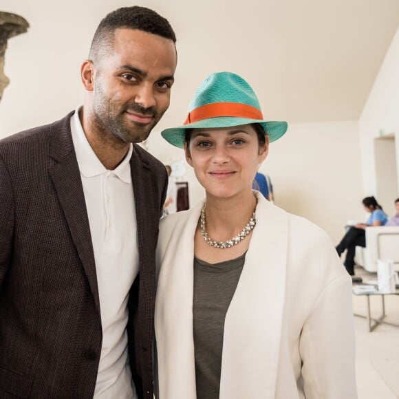 Exclusif - Tony Parker et Marion Cotillard lors du Paris Eiffel Jumping du Longines Global Champions Tour, le 5 juillet 2015 sur le Champs-de-Mars à Paris