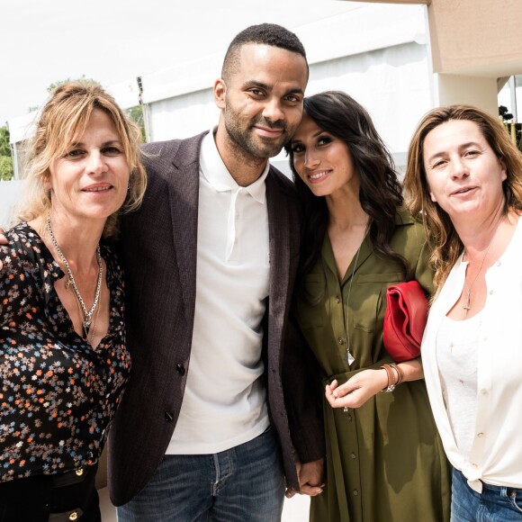 Exclusif - Virginie Coupérie-Eiffel, Tony Parker et sa femme Axelle et Coco Coupérie-Eiffel lors du Paris Eiffel Jumping du Longines Global Champions Tour, le 5 juillet 2015 sur le Champs-de-Mars à Paris