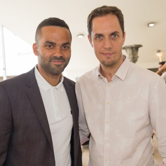 Exclusif - Tony Parker et Grand Corps Malade lors du Paris Eiffel Jumping du Longines Global Champions Tour, le 5 juillet 2015 sur le Champs-de-Mars à Paris