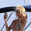 Victoria Silvstedt et Maurice Dabbah sont en vacances à Ibiza, le 13 juin 2015.