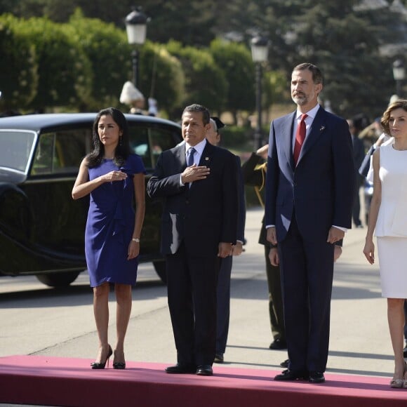 Le roi Felipe VI et la reine Letizia d'Espagne présidaient le 7 juillet 2015 au palais du Pardo la cérémonie de bienvenue pour la visite d'Etat du président du Pérou Ollanta Humala et sa femme Nadine Heredia Alarcon.