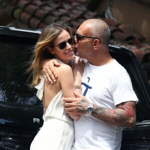 Christian Audigier et sa petite-amie Nathalie Sorensen reçoivent pour la "Soirée en blanc" avec Stephen Dorff dans leur ranch Malibu dans le canyon de Topanga, le 4 mai 2014.