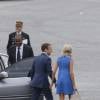 Emmanuel Macron et sa femme Brigitte Trogneux assistent au défilé du 14 juillet 2015, place de la Concorde à Paris.
