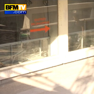 Jeannie Longo sort d'une projection de Dropped, image tirée d'un reportage de BFM TV du 17 juillet 2015