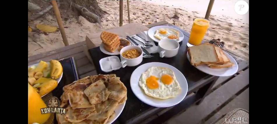 Petit déjeuner d'exception pour Sébastien et Mélissa, dans Koh ...