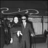 Edouard VIII et son épouse Wallis Simpson, à la sortie du restaurant Maxim's à Paris
