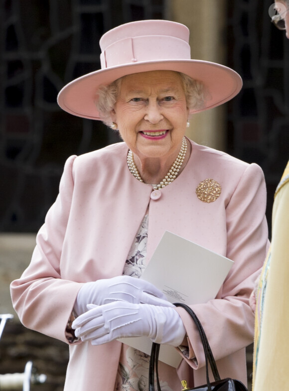 La reine Elisabeth II à l'église St. Mary Magdalene à Sandringham, le 5 juillet 2015