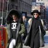 Cara Delevingne dans les rues de New York avec Annie Clark, le 2 mars 2015