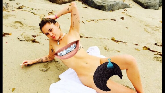 Miley Cyrus toujours plus provocante : Nue sur la plage, on ne l'arrête plus !
