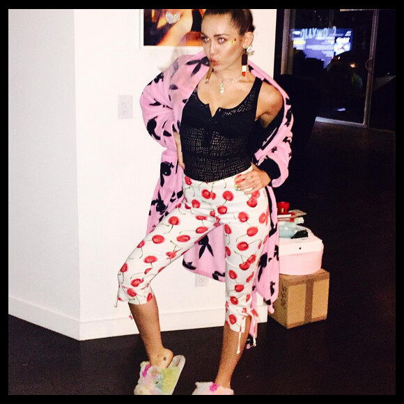 Miley Cyrus en pyjama / juillet 2015