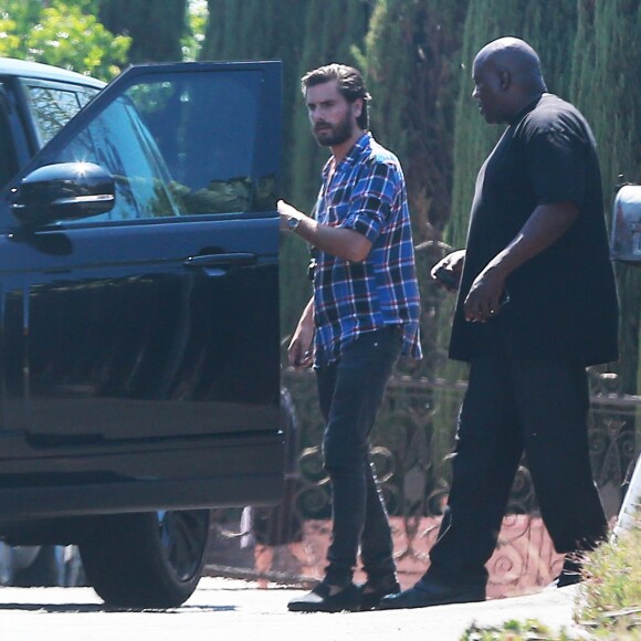 Exclusif - Scott Disick a passé quelques heures en famille avec ses enfants Mason et Penelope à Beverly Hills. Le 23 juillet 2015