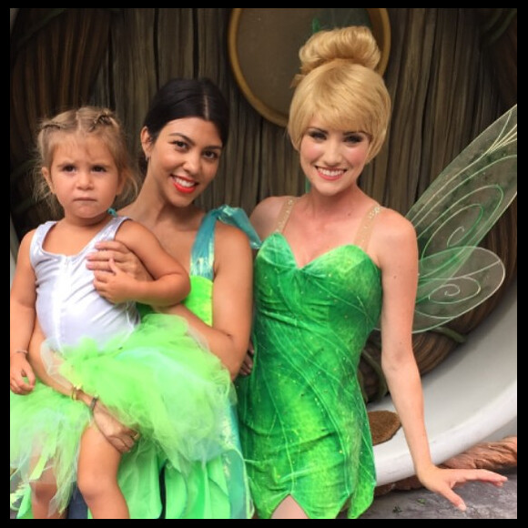 Kourtney Kardashian et sa fille Penelope à Disneyland / juillet 2015