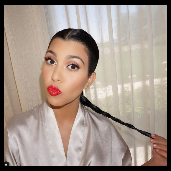Kourtney Kardashian a posté un selfie sur Instagram / juillet 2015