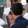 Exclusif - Louis Sarkozy et sa nouvelle compagne Capucine Anav s'embrassent lors d'une après-midi shopping à Saint-Tropez le 23 juillet 2015.